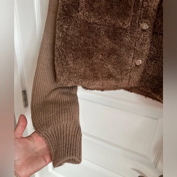 Maje Belia Faux Fur Jacket in Brown NWT Size 40 Large - Picture 6 of 10